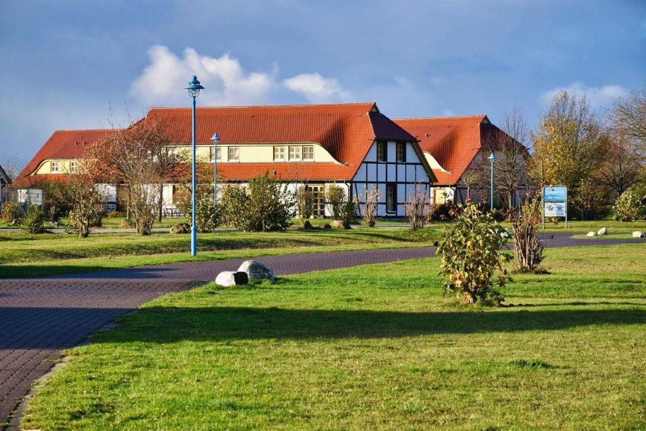 Strandnahe Ferienwohnung Mit Eigener Terrasse - Feriendorf Bakenberg Fewo D06 Dranske Bagian luar foto